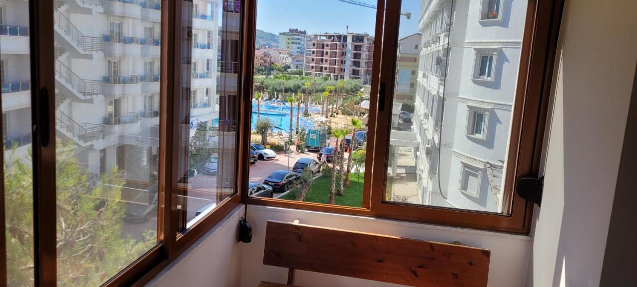 Orange Apartment Голем Екстериор снимка
