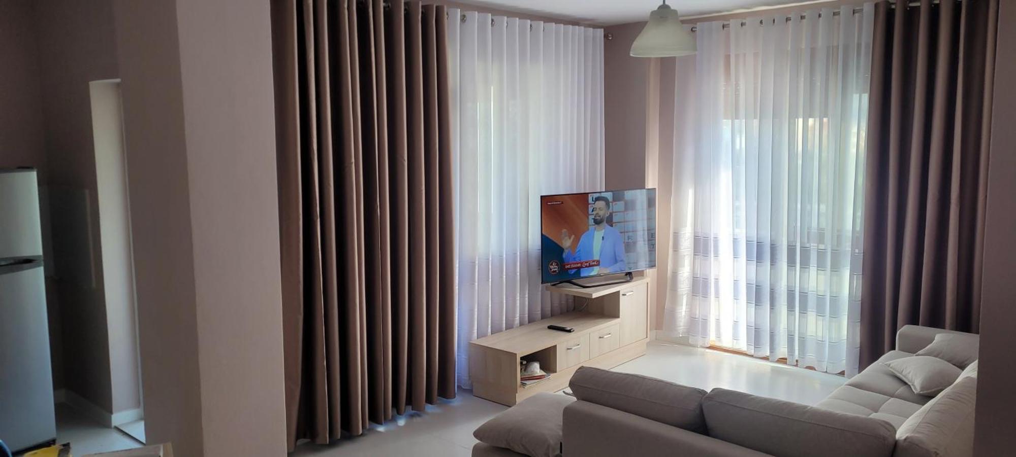 Orange Apartment Голем Екстериор снимка