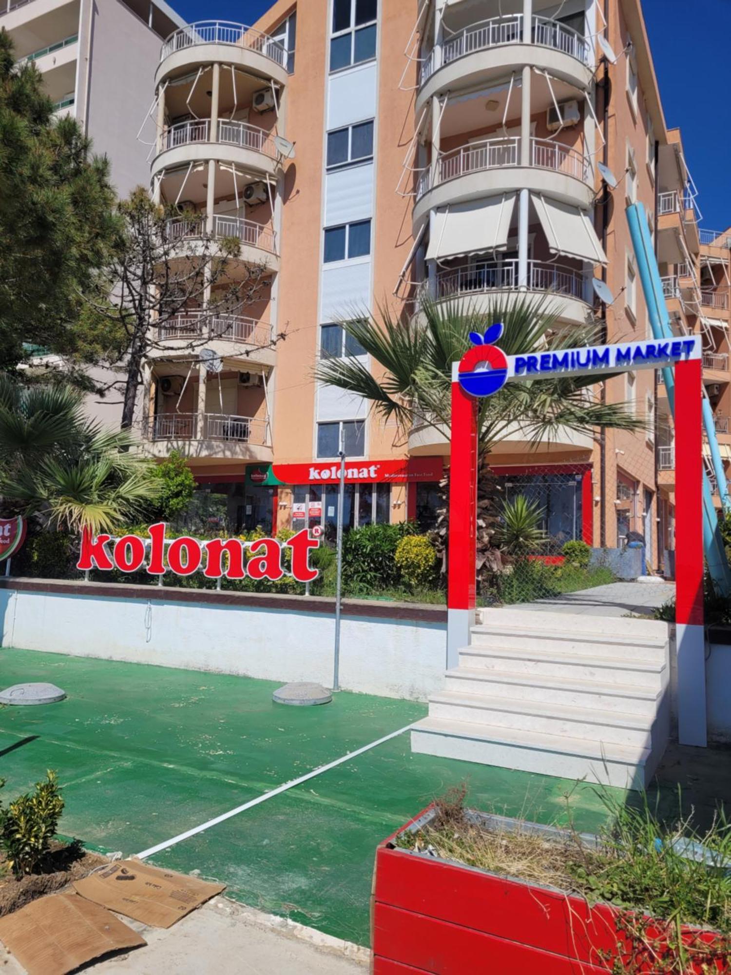 Orange Apartment Голем Екстериор снимка