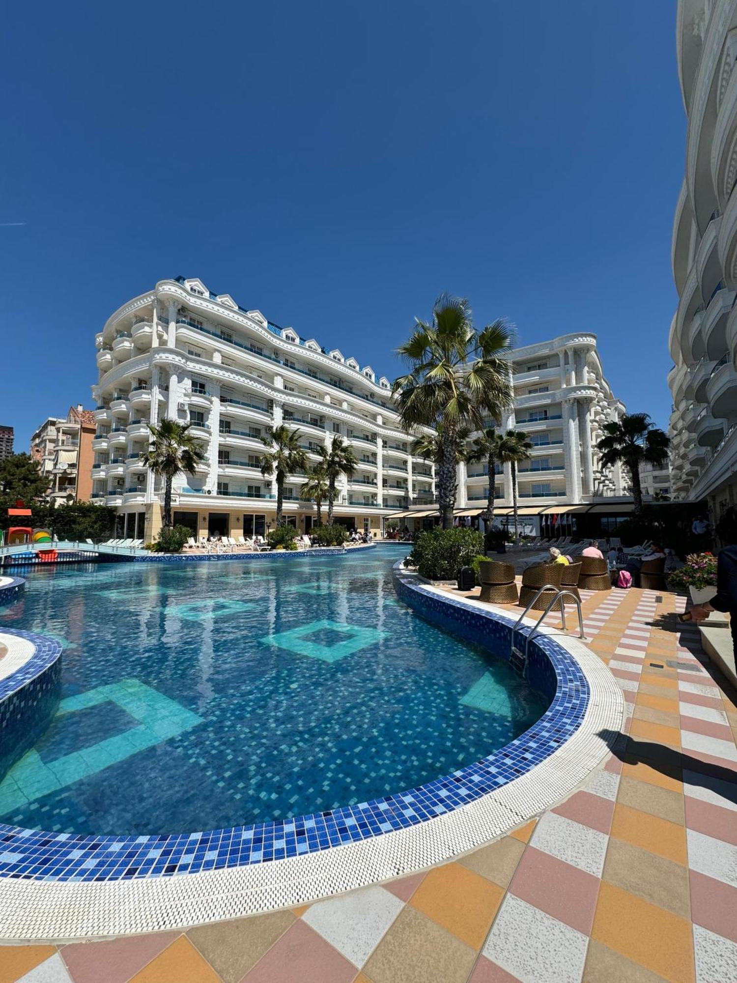 Orange Apartment Голем Екстериор снимка