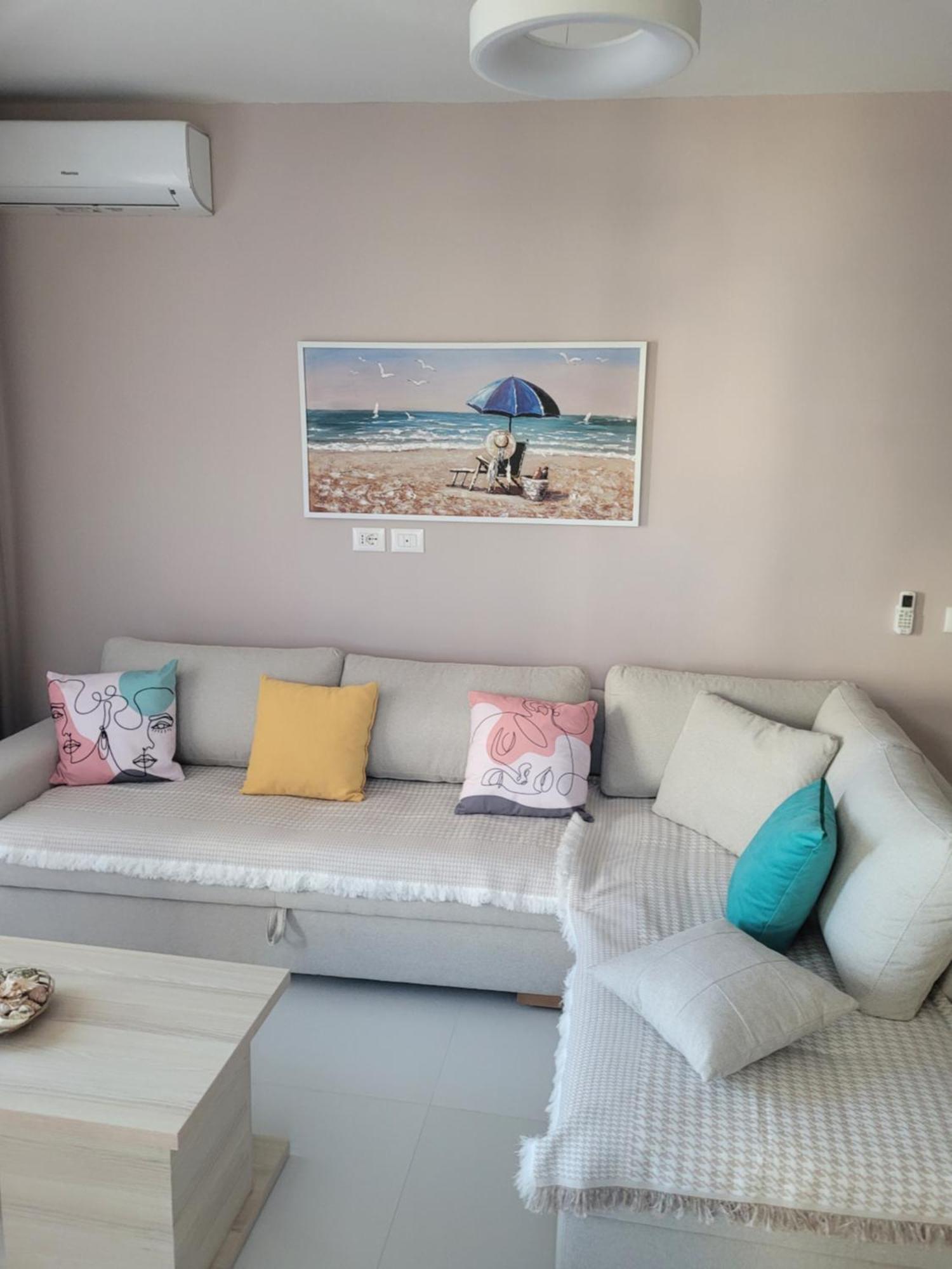 Orange Apartment Голем Екстериор снимка